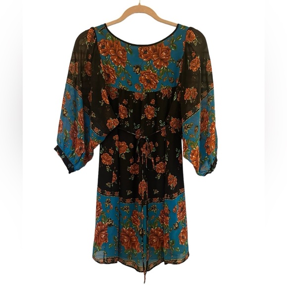 Vintage Flying Tomato Women’s Tunic - Picture 2 of 5